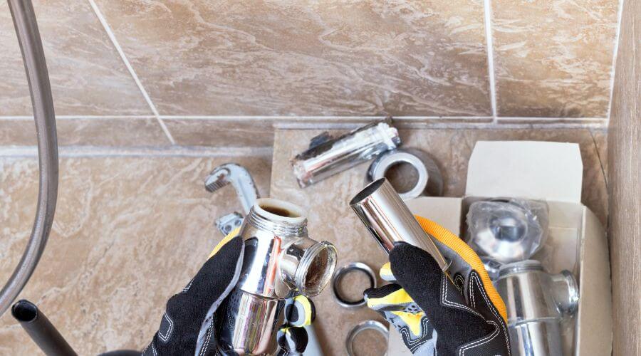 Professional gutter cleaning in Bryants Store, KY